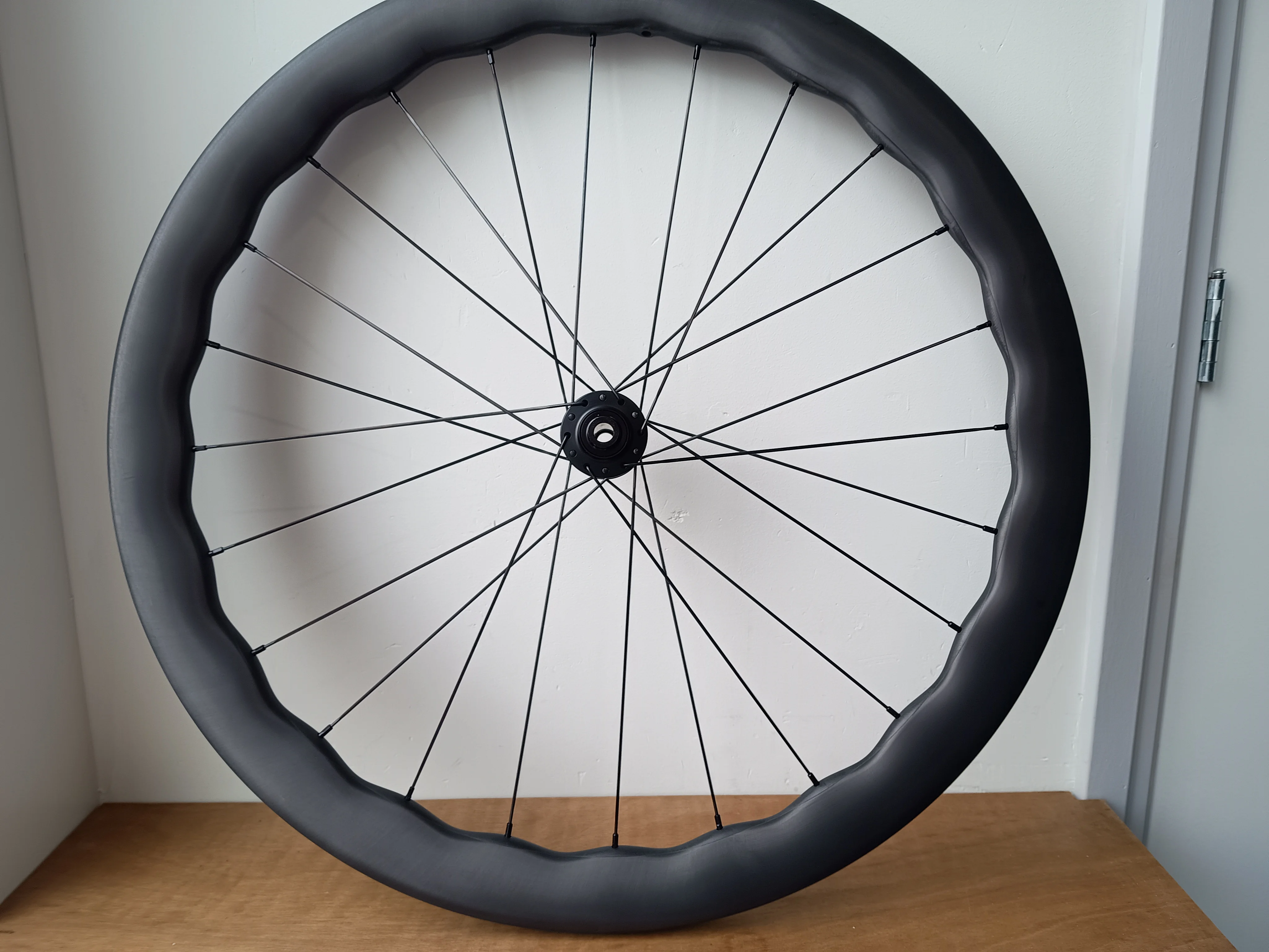 Luther R5045 Wave
